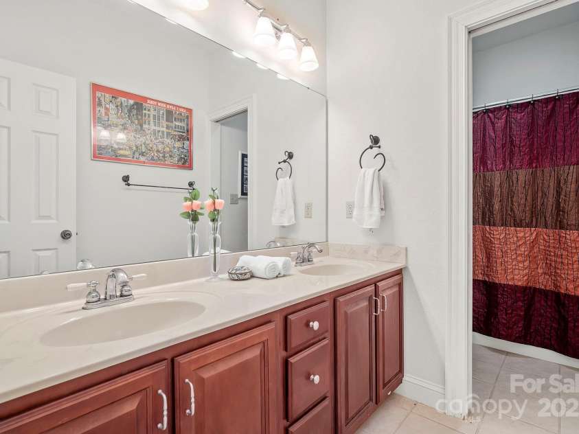 458 Blue Mist Way, Arden, NC 28704.  MLS# CAR4300268, YatesRealty ID 11933. 