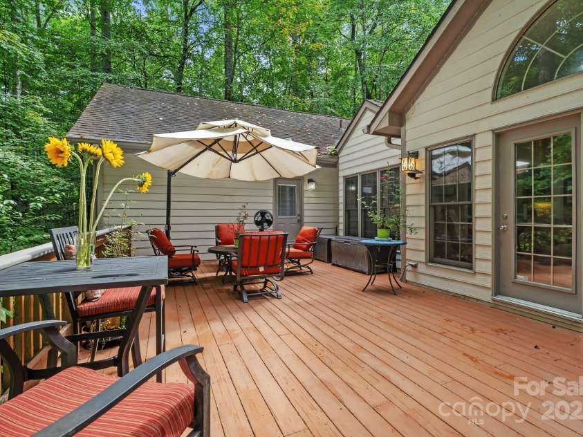 458 Blue Mist Way, Arden, NC 28704.  MLS# CAR4300268, YatesRealty ID 11933. 