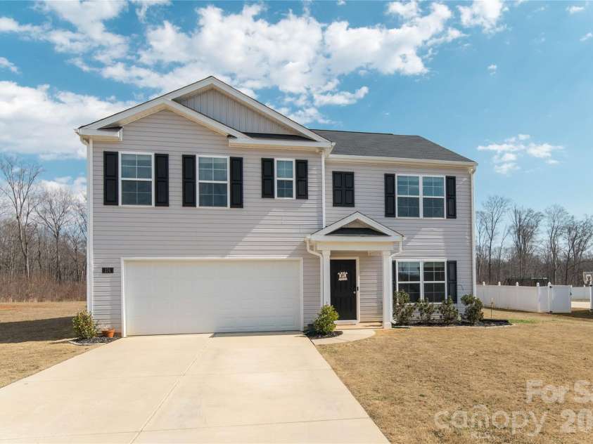 174 Culloden Drive, Mocksville, NC 27028.  MLS# CAR4365239, YatesRealty ID 11934. 