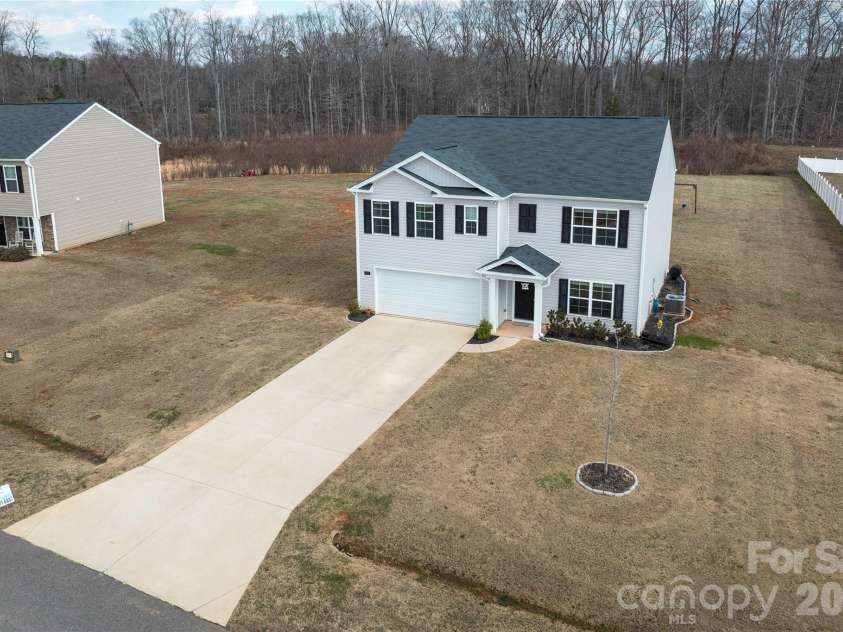 174 Culloden Drive, Mocksville, NC 27028.  MLS# CAR4365239, YatesRealty ID 11934. 