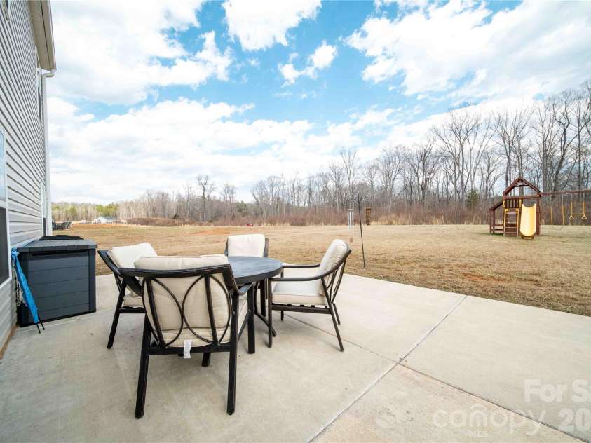 174 Culloden Drive, Mocksville, NC 27028.  MLS# CAR4365239, YatesRealty ID 11934. 
