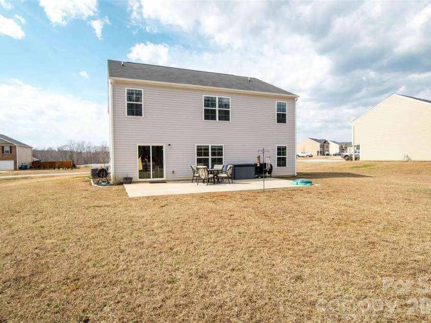 174 Culloden Drive, Mocksville, NC 27028.  MLS# CAR4365239, YatesRealty ID 11934. 