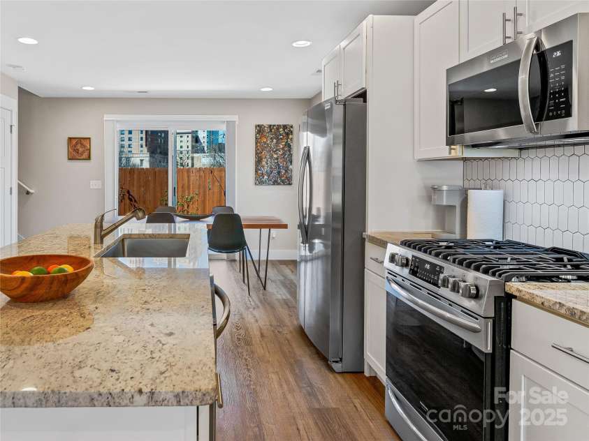 5 George Washington Carver Avenue, Asheville, NC 28801.  MLS# CAR4234598, YatesRealty ID 11934. 