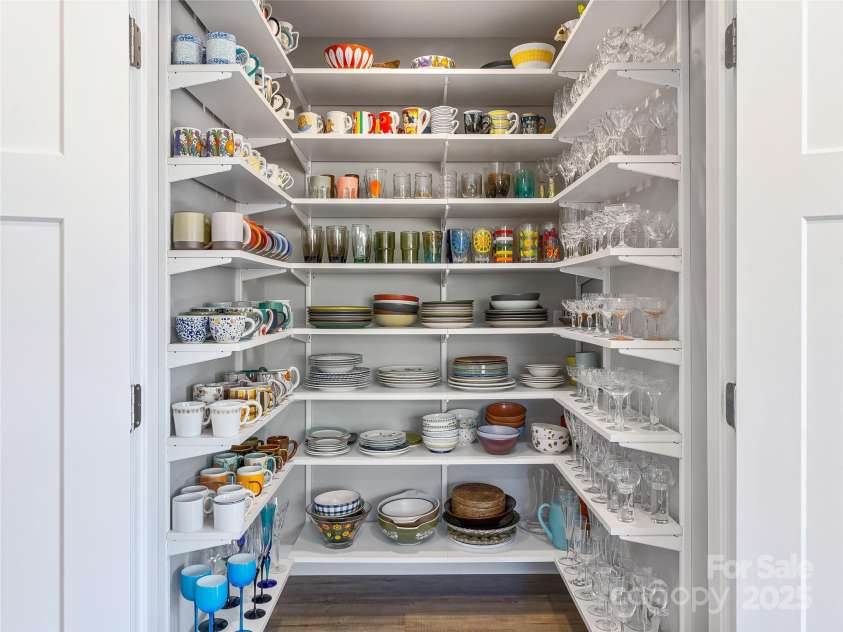 5 George Washington Carver Avenue, Asheville, NC 28801.  MLS# CAR4234598, YatesRealty ID 11934. 