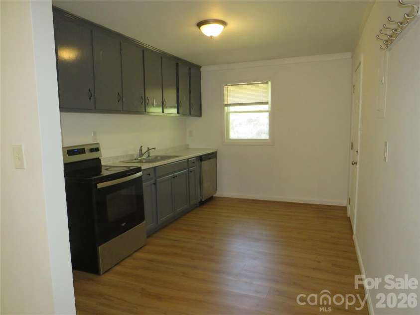 150 Greenfield Drive, Forest City, NC 28043.  MLS# CAR4369874, YatesRealty ID 11936. 