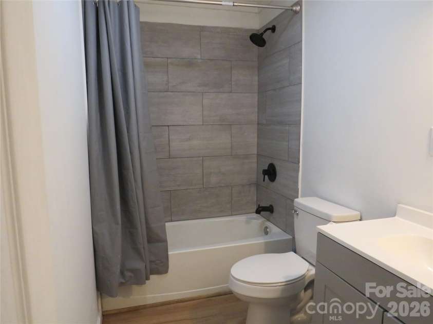 150 Greenfield Drive, Forest City, NC 28043.  MLS# CAR4369874, YatesRealty ID 11936. 