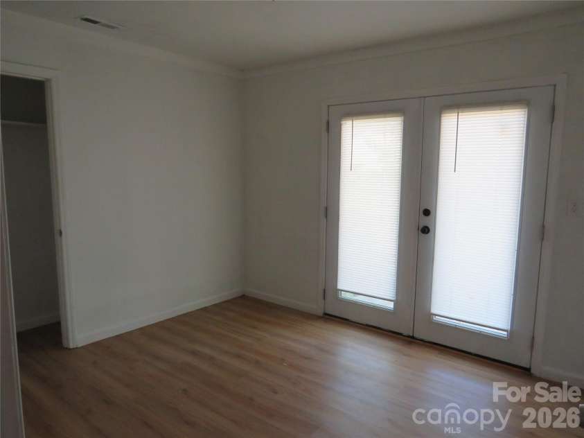 150 Greenfield Drive, Forest City, NC 28043.  MLS# CAR4369874, YatesRealty ID 11936. 