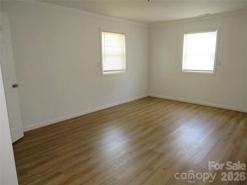 150 Greenfield Drive, Forest City, NC 28043.  MLS# CAR4369874, YatesRealty ID 11936. 