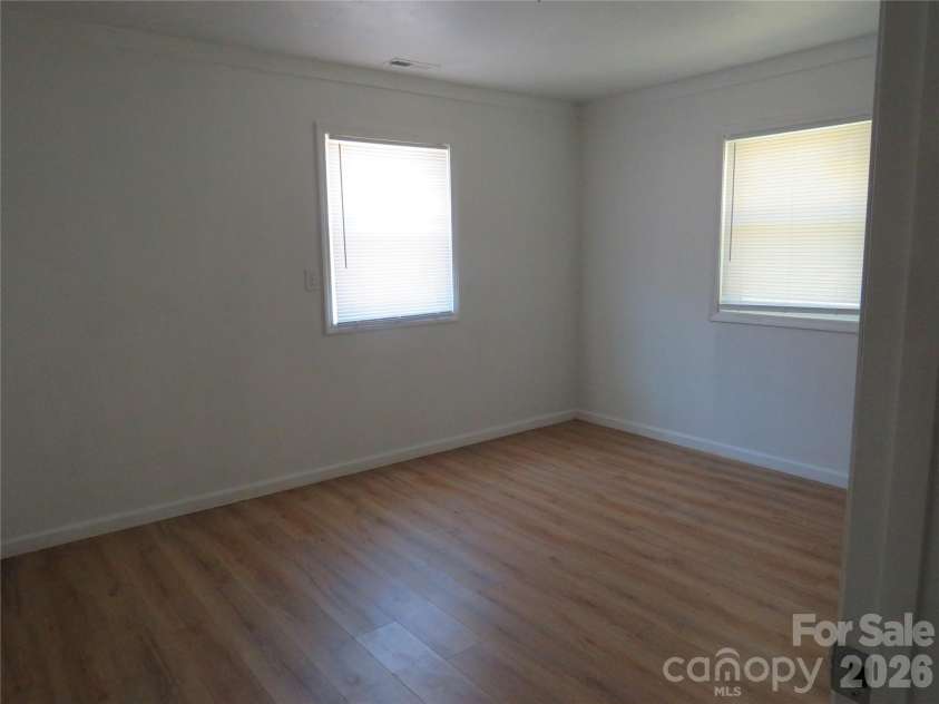 150 Greenfield Drive, Forest City, NC 28043.  MLS# CAR4369874, YatesRealty ID 11936. 