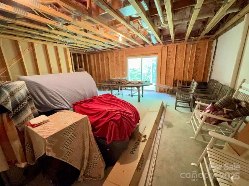109 Doe Run, Morganton, NC 28655.  MLS# CAR4310513, YatesRealty ID 11938. 