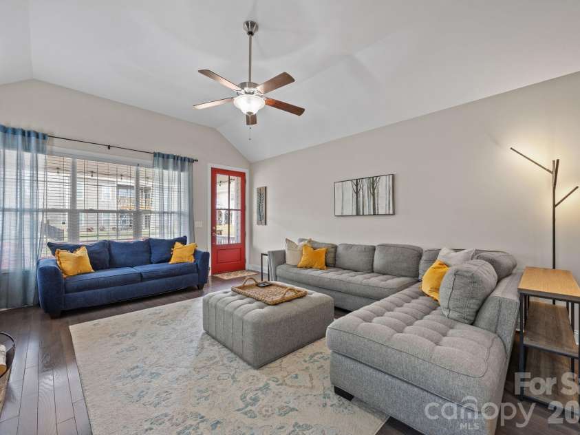 3 Dreambird Drive, Leicester, NC 28748.  MLS# CAR4341019, YatesRealty ID 11939. 