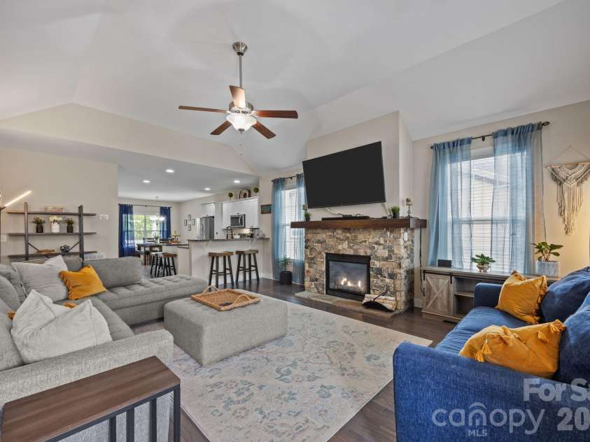 3 Dreambird Drive, Leicester, NC 28748.  MLS# CAR4341019, YatesRealty ID 11939. 