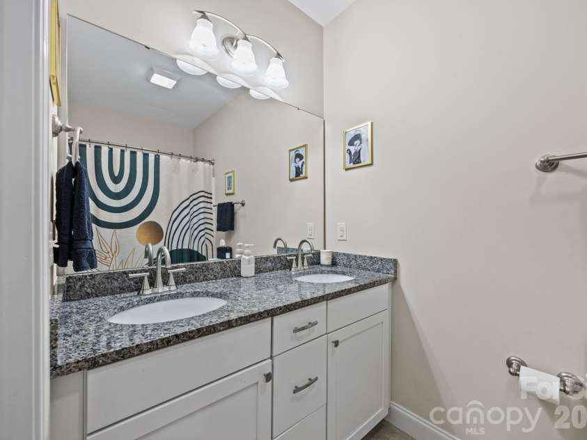 3 Dreambird Drive, Leicester, NC 28748.  MLS# CAR4341019, YatesRealty ID 11939. 