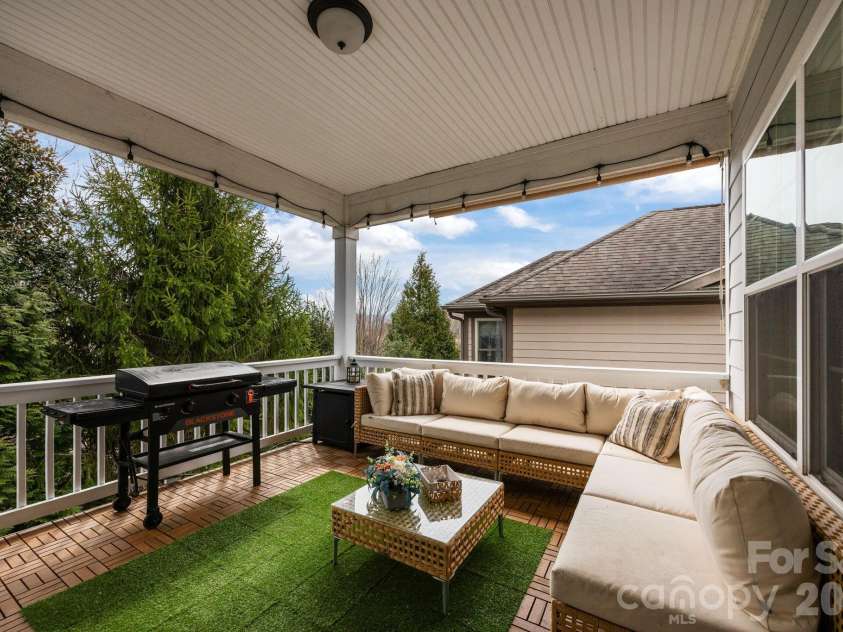 3 Dreambird Drive, Leicester, NC 28748.  MLS# CAR4341019, YatesRealty ID 11939. 