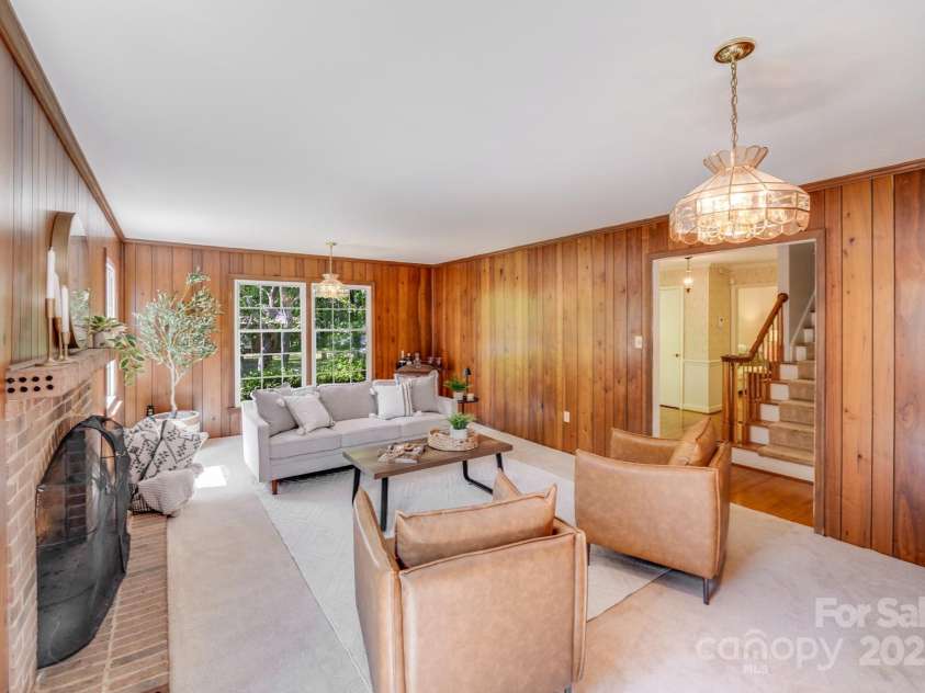 1327 Cedarwood Lane, Charlotte, NC 28212.  MLS# CAR4234437, YatesRealty ID 11942. 