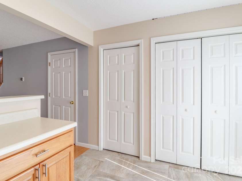 16 Aberdeen Drive, Arden, NC 28704.  MLS# CAR4313814, YatesRealty ID 11943. 