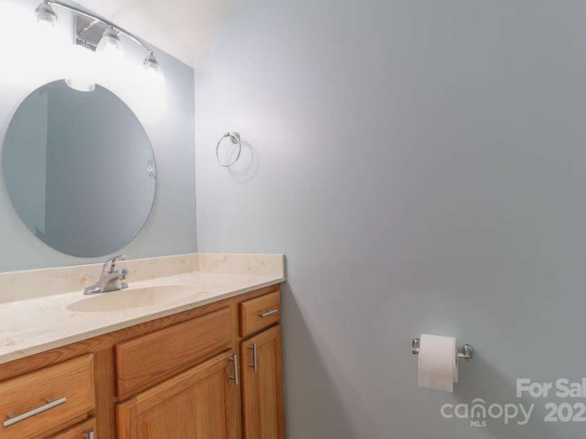16 Aberdeen Drive, Arden, NC 28704.  MLS# CAR4313814, YatesRealty ID 11943. 