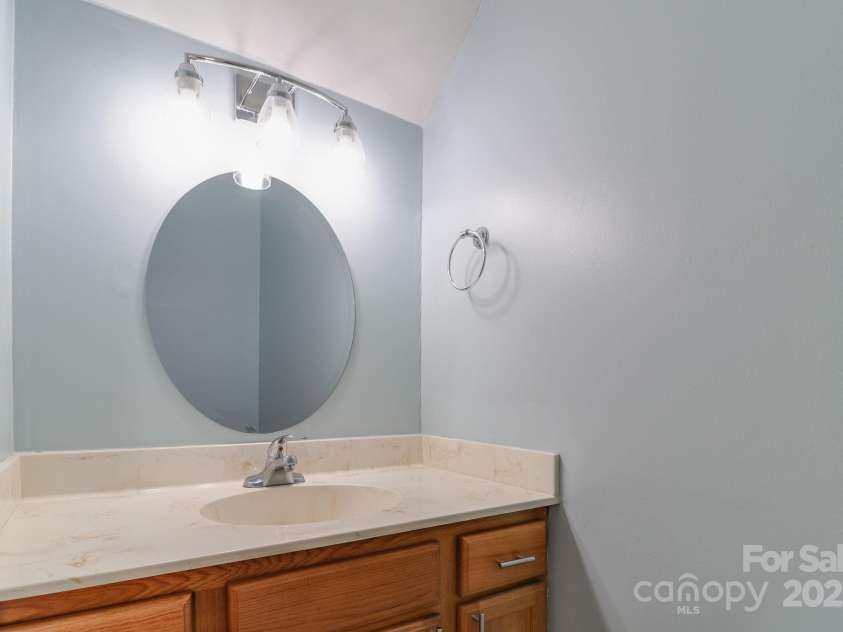 16 Aberdeen Drive, Arden, NC 28704.  MLS# CAR4313814, YatesRealty ID 11943. 