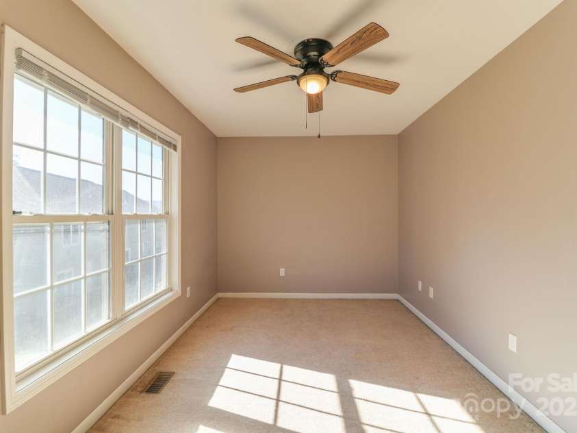 16 Aberdeen Drive, Arden, NC 28704.  MLS# CAR4313814, YatesRealty ID 11943. 