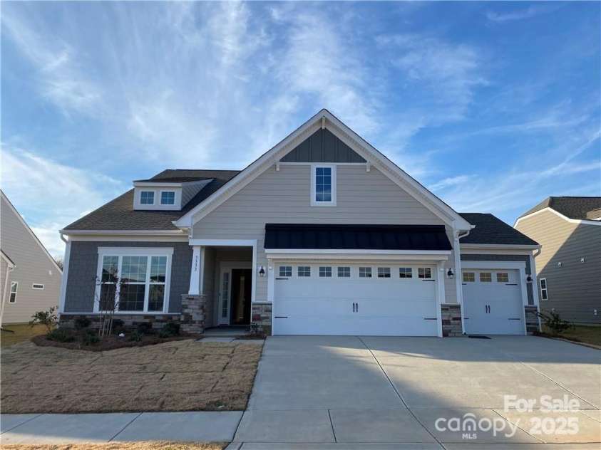 3333 Oliver Stanley Trail, Lancaster, SC 29720.  MLS# CAR4251729, YatesRealty ID 11943. Welcome to your New Home and Lifestyle!
