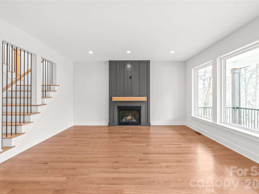 3646 46th Avenue, Hickory, NC 28601.  MLS# CAR4221806, YatesRealty ID 11944. 