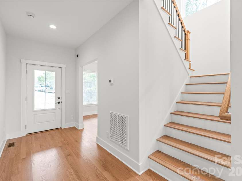 3646 46th Avenue, Hickory, NC 28601.  MLS# CAR4221806, YatesRealty ID 11944. 