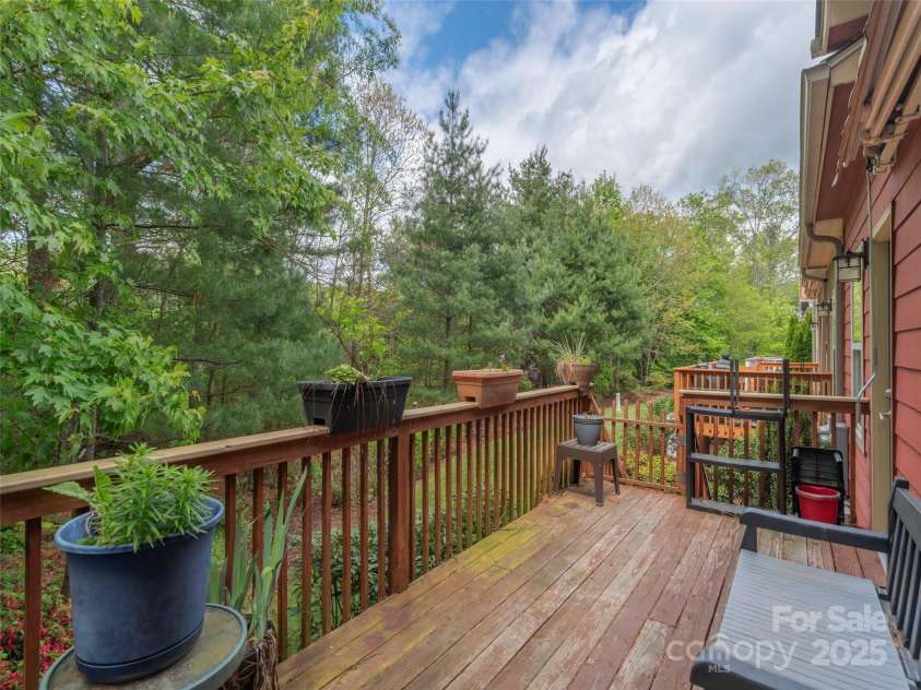 54 Sapling Lane, Waynesville, NC 28786.  MLS# CAR4253218, YatesRealty ID 11944. 
