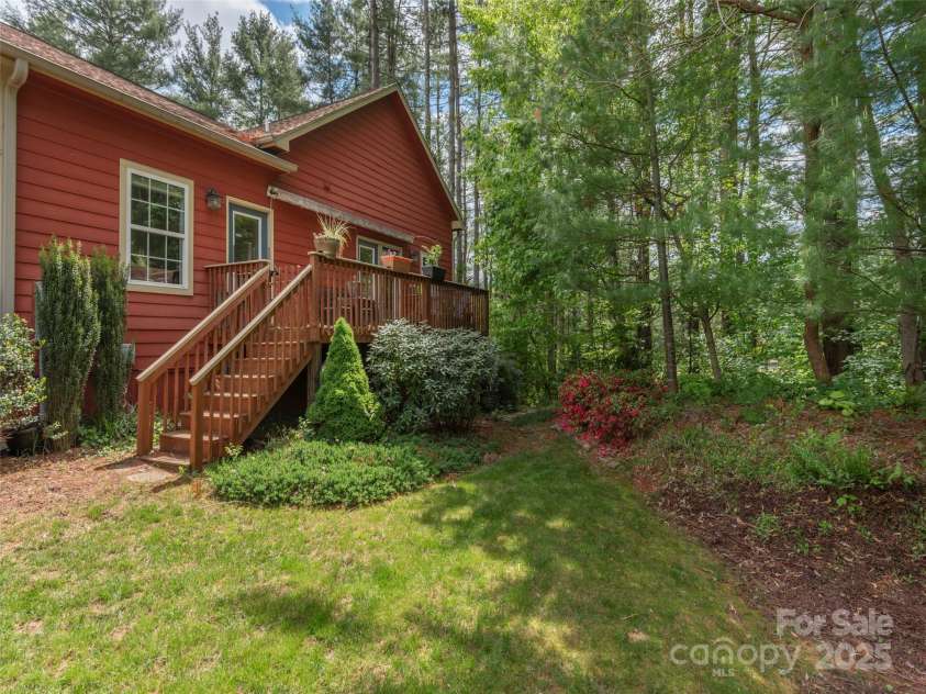 54 Sapling Lane, Waynesville, NC 28786.  MLS# CAR4253218, YatesRealty ID 11944. 