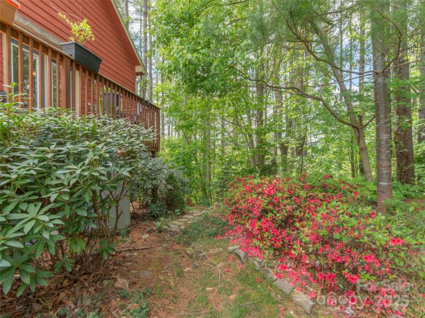 54 Sapling Lane, Waynesville, NC 28786.  MLS# CAR4253218, YatesRealty ID 11944. 