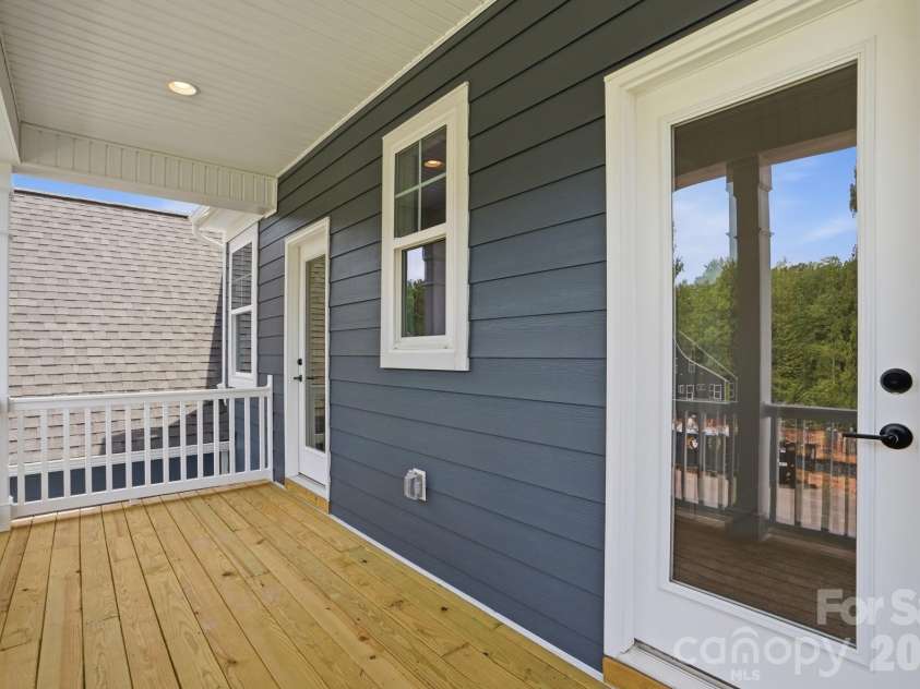 5062 McLaughlin Loop, Waxhaw, NC 28173.  MLS# CAR4349436, YatesRealty ID 11945. Balcony