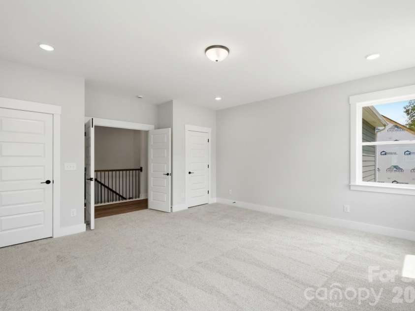 5062 McLaughlin Loop, Waxhaw, NC 28173.  MLS# CAR4349436, YatesRealty ID 11945. Bonus Room