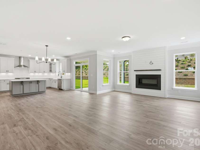 5058 McLaughlin Loop, Waxhaw, NC 28173.  MLS# CAR4351351, YatesRealty ID 11946. Family Room
