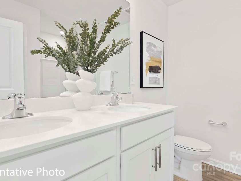 136 Mary Locke Way, Statesville, NC 28677.  MLS# CAR4257138, YatesRealty ID 11947. 