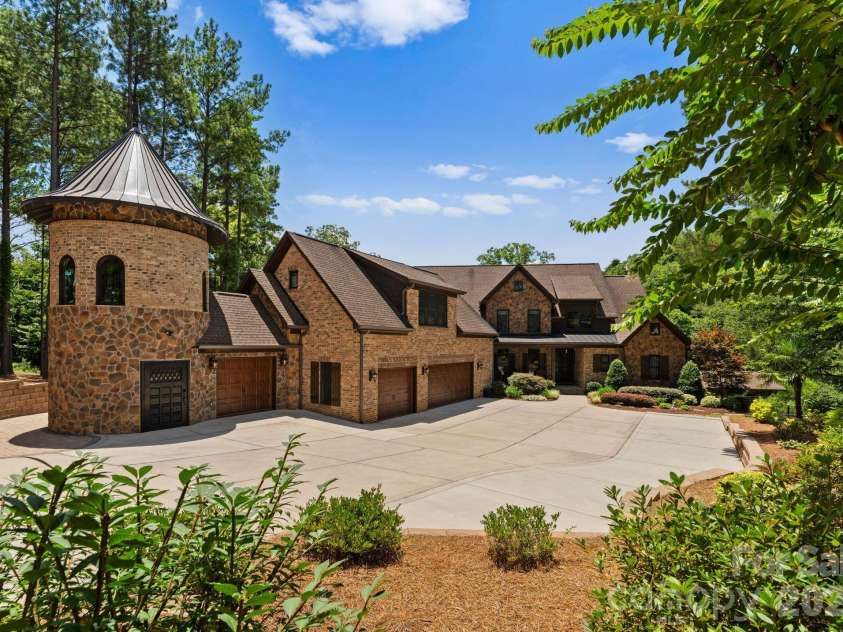 1220 Broadside Road, York, SC 29745.  MLS# CAR4344643, YatesRealty ID 11948. 