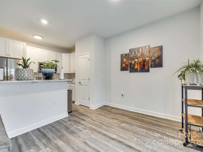 611 York Street, Gastonia, NC 28052.  MLS# CAR4222445, YatesRealty ID 11948. 