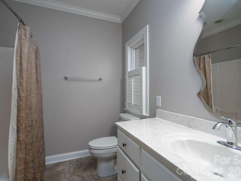 338 Plantation Way, Mount Gilead, NC 27306.  MLS# CAR4335615, YatesRealty ID 1195. Main Level Hall Bathroom