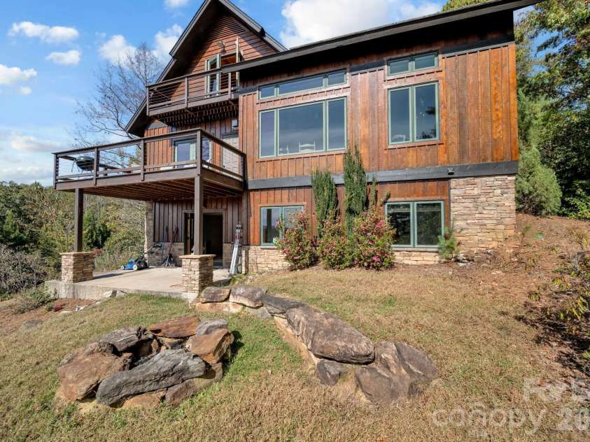 4092 Dense Acre Trail, Nebo, NC 28761.  MLS# CAR4316598, YatesRealty ID 11950. 