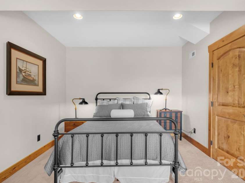4092 Dense Acre Trail, Nebo, NC 28761.  MLS# CAR4316598, YatesRealty ID 11950. Basement Den