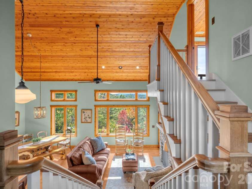 4092 Dense Acre Trail, Nebo, NC 28761.  MLS# CAR4316598, YatesRealty ID 11950. Great Room