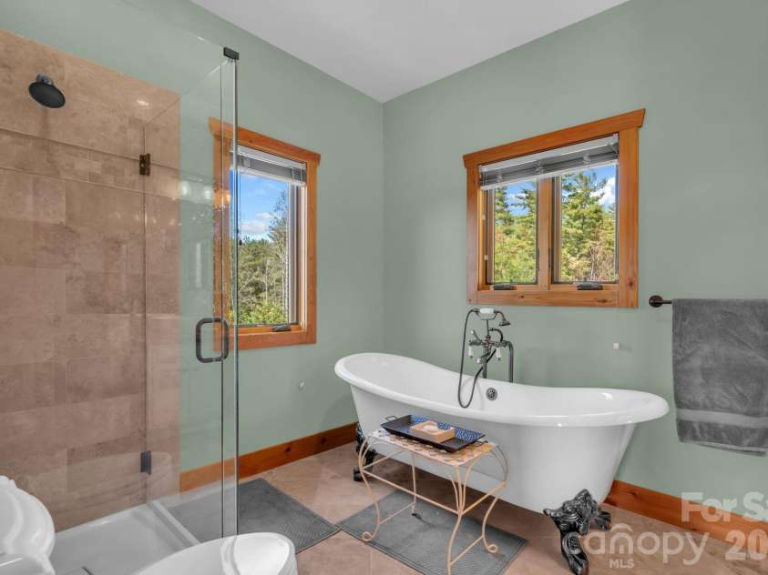 4092 Dense Acre Trail, Nebo, NC 28761.  MLS# CAR4316598, YatesRealty ID 11950. Primary Bathroom