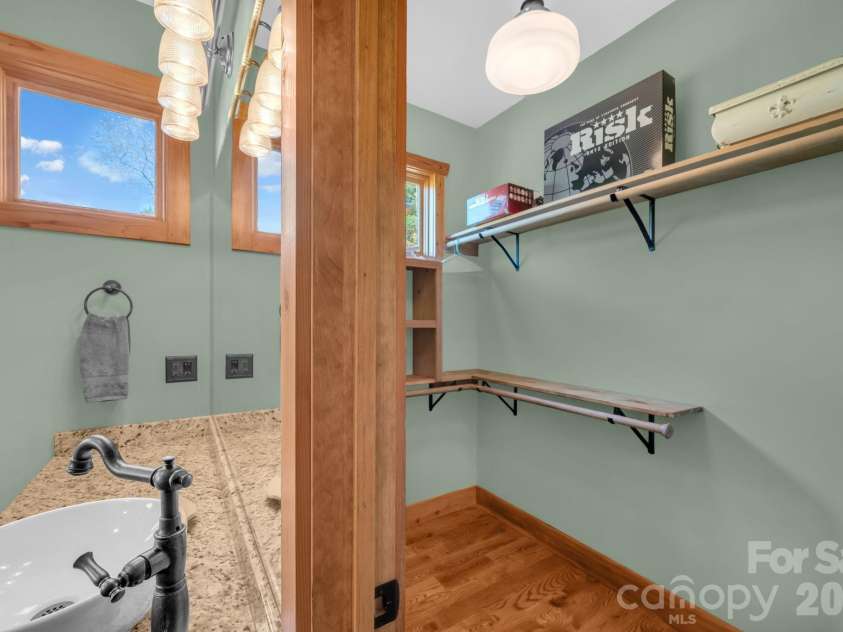 4092 Dense Acre Trail, Nebo, NC 28761.  MLS# CAR4316598, YatesRealty ID 11950. Primary Bathroom & Walk In Closet
