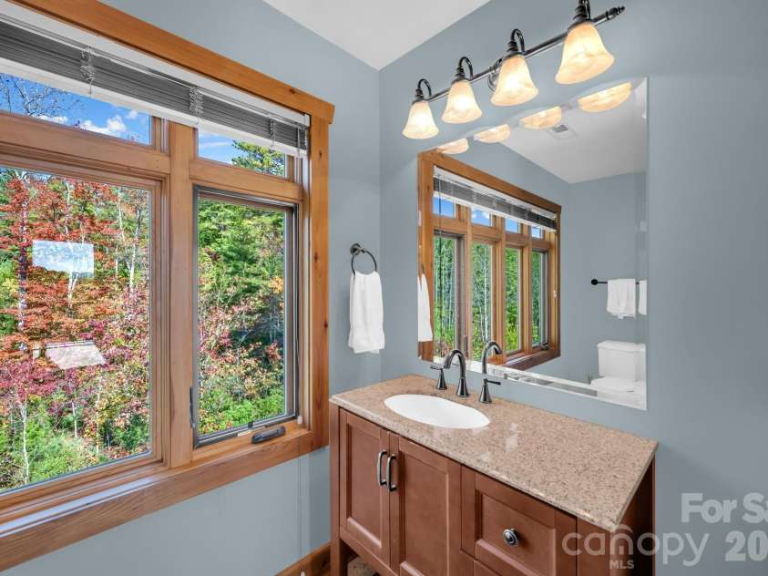 4092 Dense Acre Trail, Nebo, NC 28761.  MLS# CAR4316598, YatesRealty ID 11950. Upstairs Bathroom