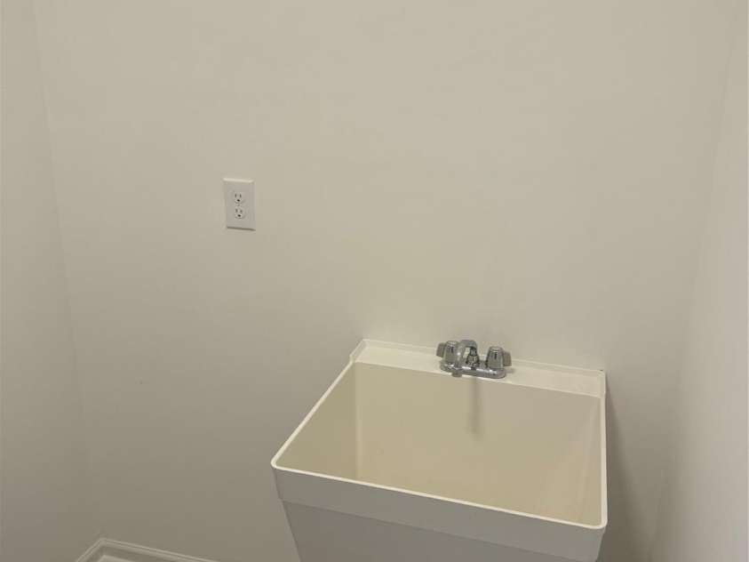 929 Roxburgh Avenue, Rock Hill, SC 29732.  MLS# CAR4196801, YatesRealty ID 11950. 