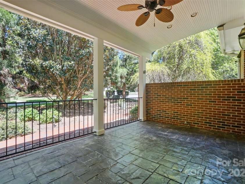 12702 Overlook Mountain Drive, Charlotte, NC 28216.  MLS# CAR4223903, YatesRealty ID 11951. 