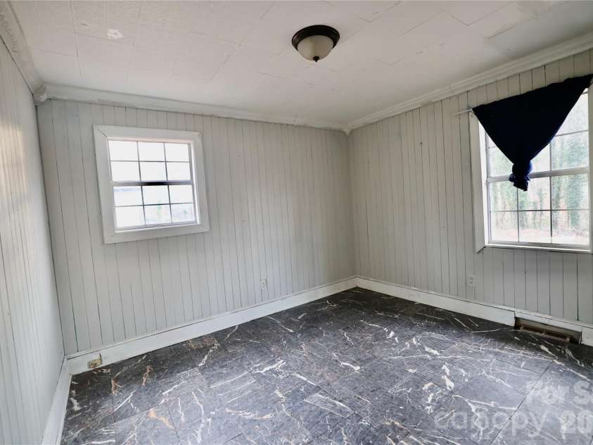 7633 Gwynne Hill Road, Charlotte, NC 28215.  MLS# CAR4347628, YatesRealty ID 11951. Bedroom 2