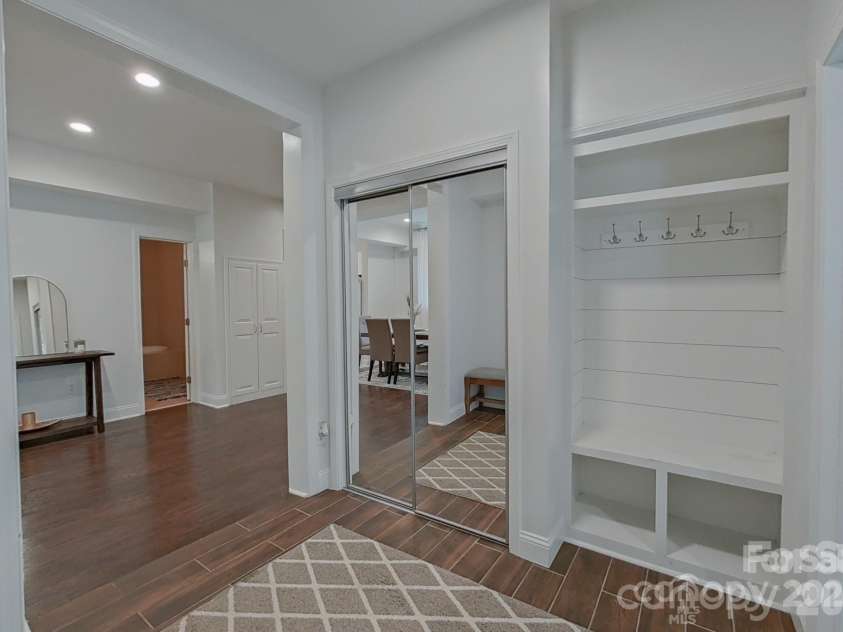 10604 Russet Place, Charlotte, NC 28227.  MLS# CAR4349383, YatesRealty ID 11952. 