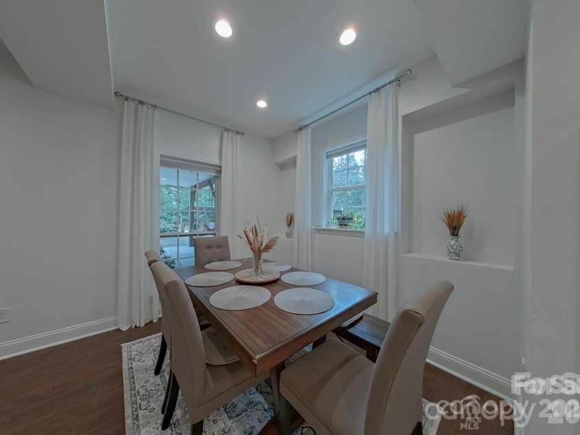 10604 Russet Place, Charlotte, NC 28227.  MLS# CAR4349383, YatesRealty ID 11952. 