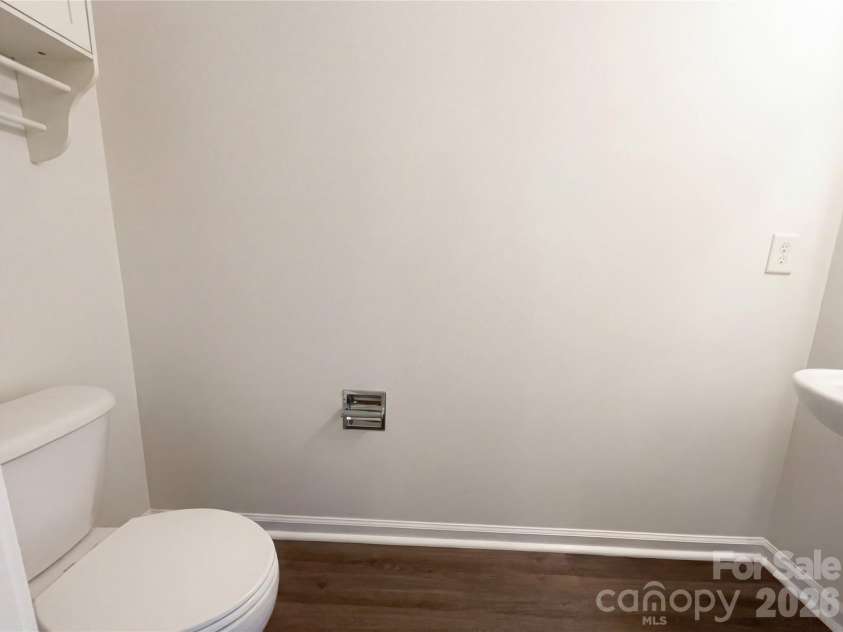 3810 Fern Run Court, Fort Mill, SC 29715.  MLS# CAR4353352, YatesRealty ID 11952. 