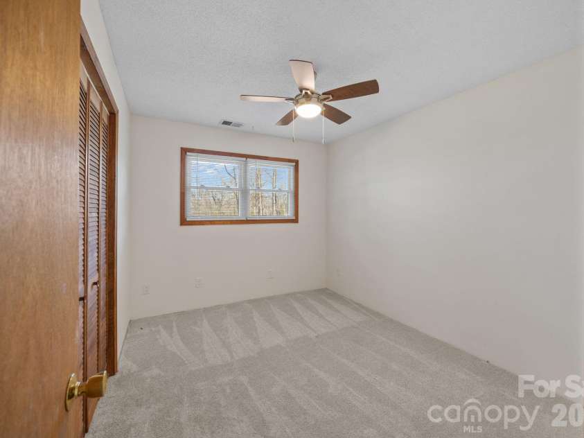4278 Harbor Lane, Sherrills Ford, NC 28673.  MLS# CAR4346441, YatesRealty ID 11955. 3rd bedroom