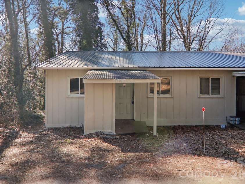 71,73,75 Forest Drive, Clyde, NC 28721.  MLS# CAR4347107, YatesRealty ID 11956. 